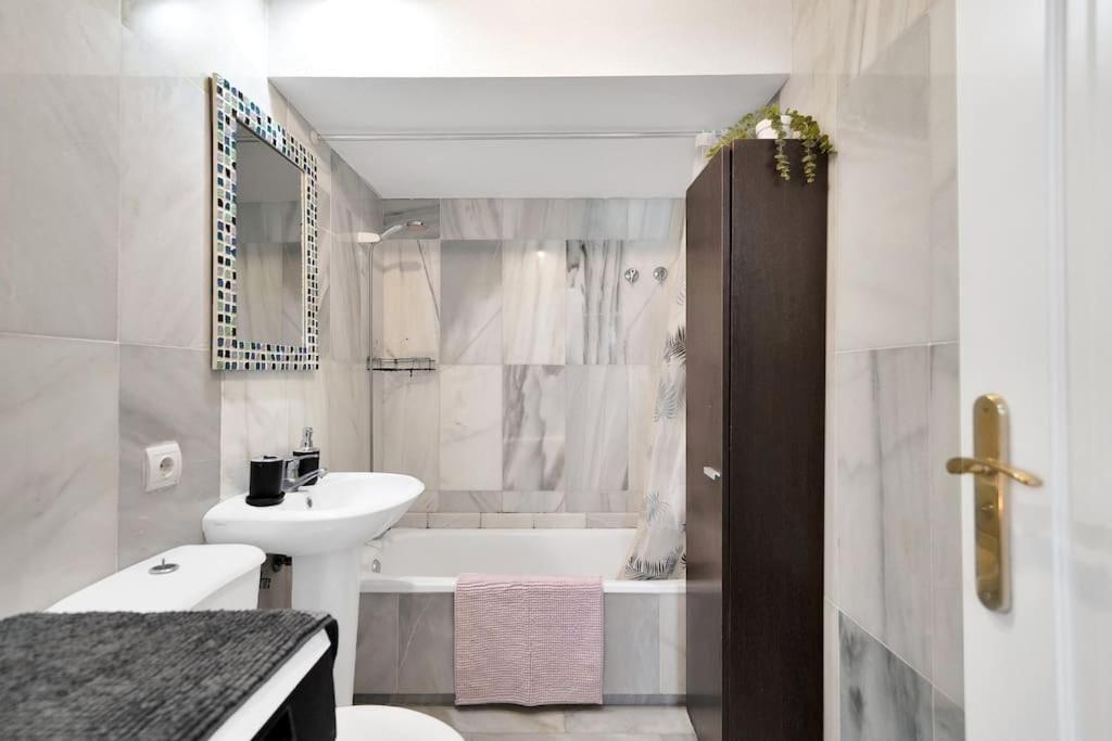 Duplex Con Vistas Al Mar, Piscina Y Gimnasio - Las Abejeras 226 埃斯特波纳 外观 照片